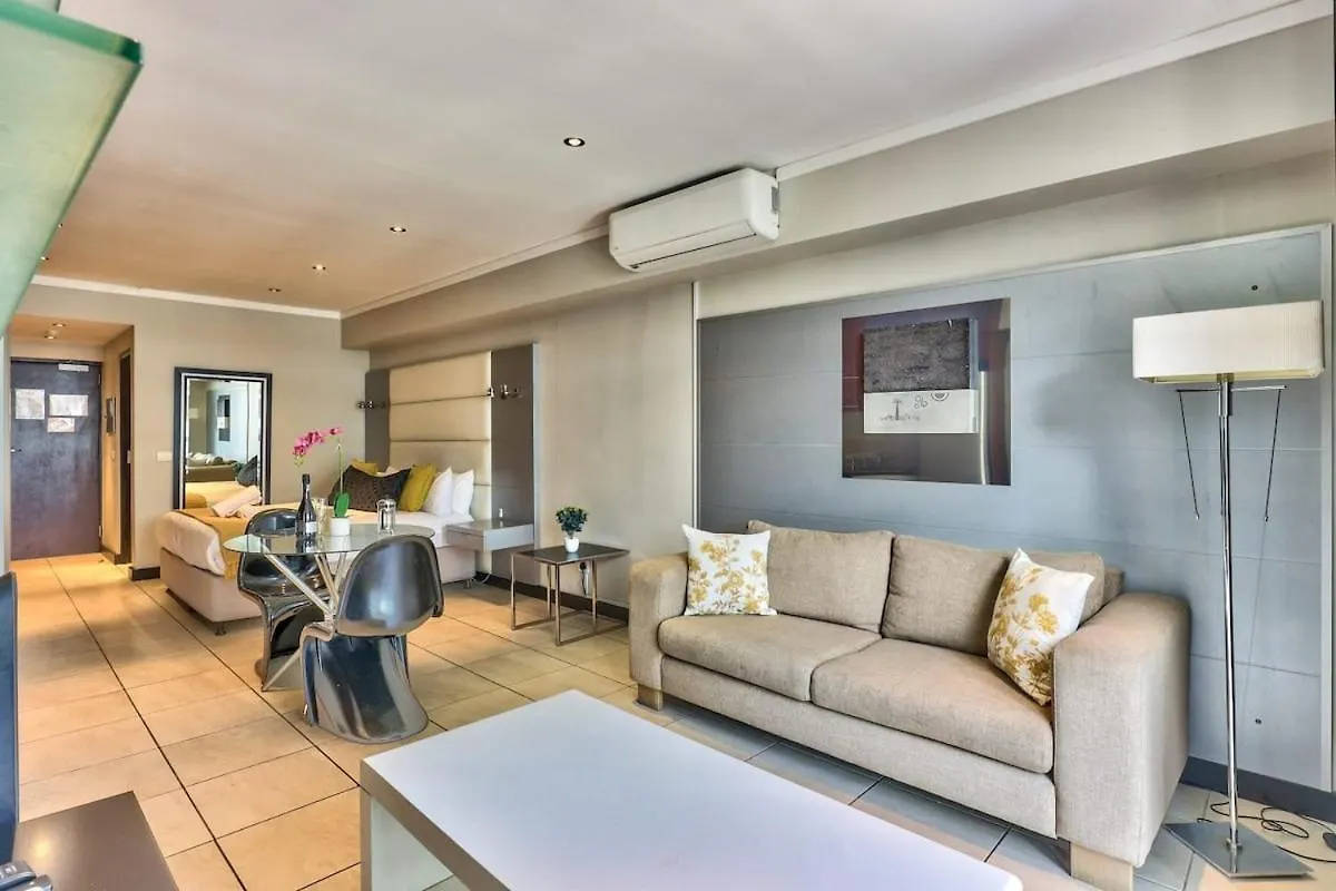 Cosy Studio In The Cbd Close To V&A W Pool&Parking Kapstadt 0*,
